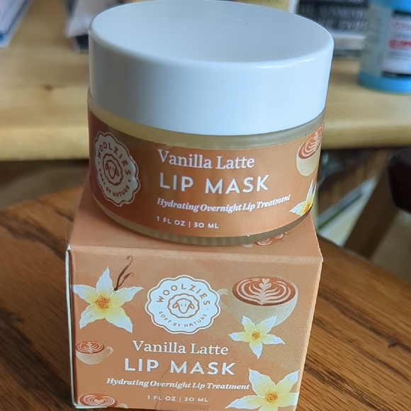 Woolzies Vanilla Latte Lip Mask - Cream - Picture 6 of 8